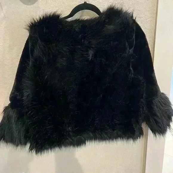 Solid Black Faux Fur Crop Coat SIZE SM/4 - Picture 7 of 10